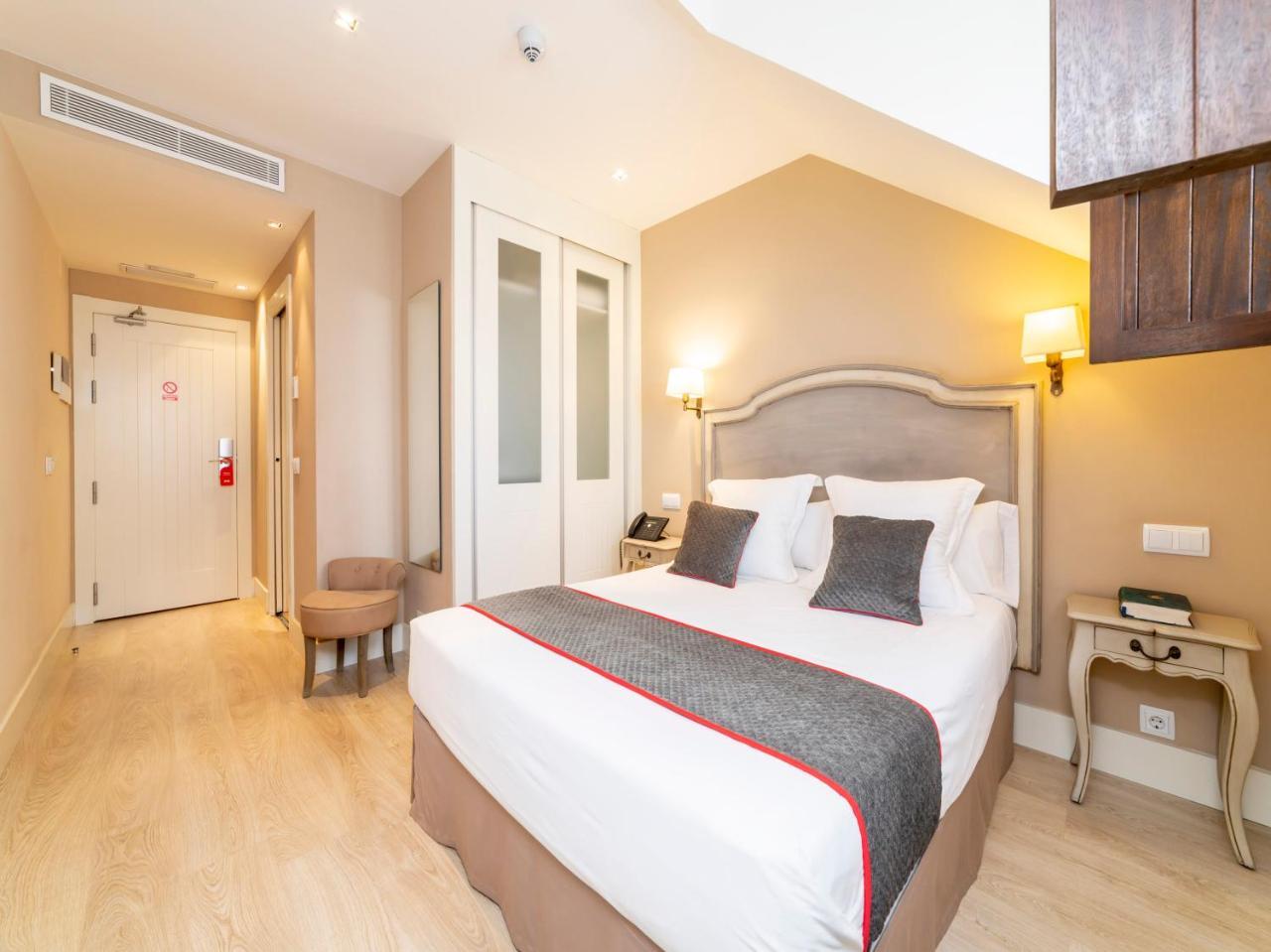 Hotel Altora Tomelloso Bagian luar foto