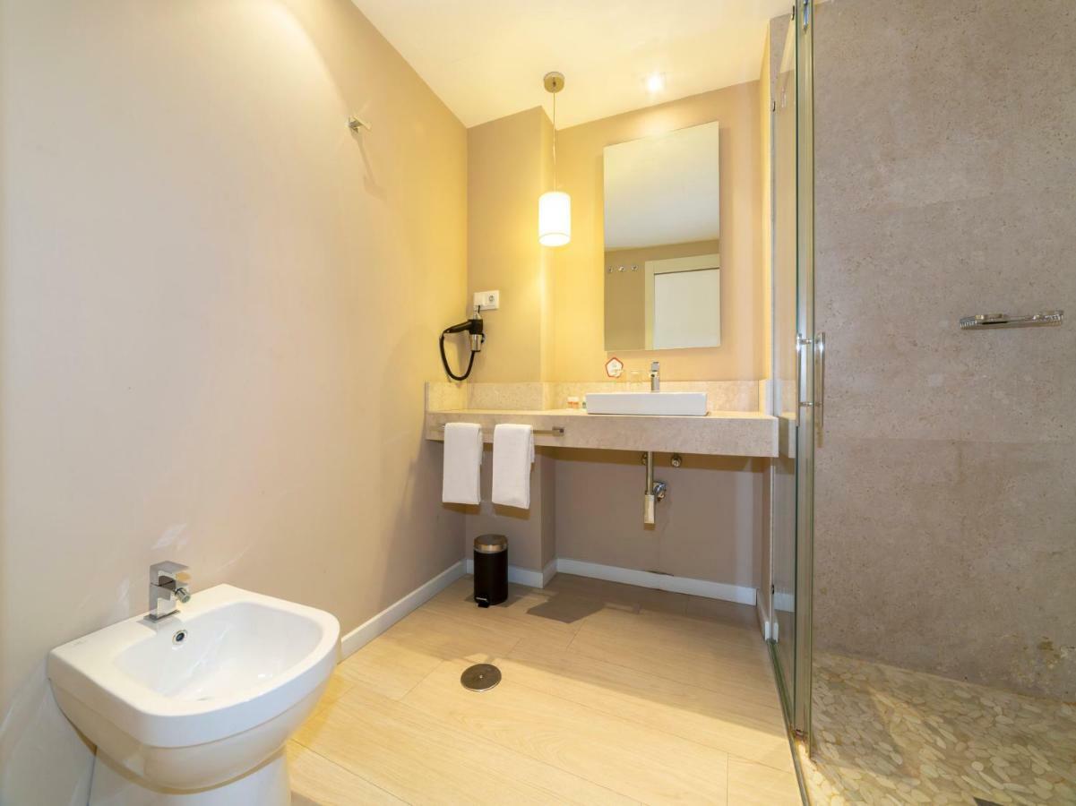 Hotel Altora Tomelloso Bagian luar foto